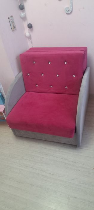 Łóżko, sofa dla dziewczynki różowo szare