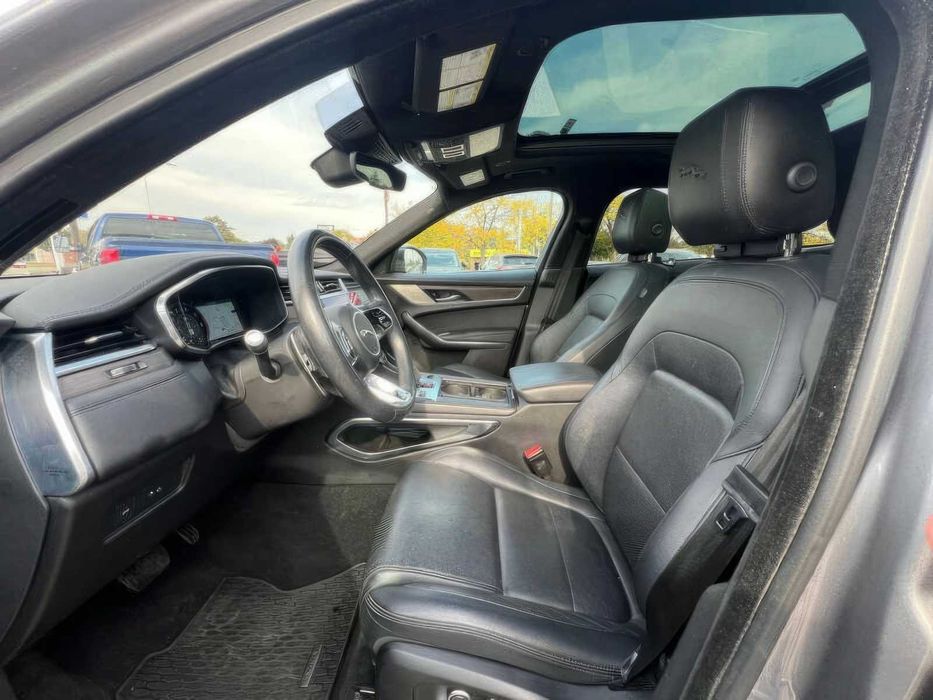 Jaguar F-PACE P250 S      2021