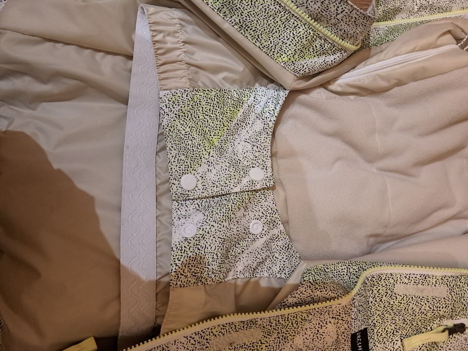 Damska Kurtka Snowboardowa roz. M