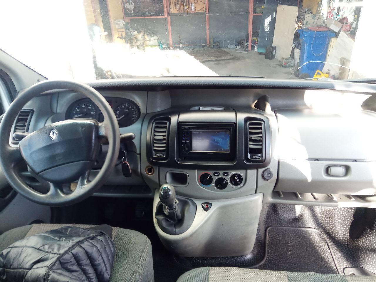 Рено Трафік 2.0 pas