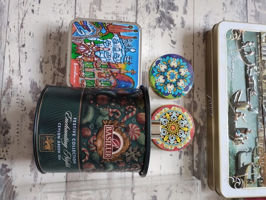 Органайзери металеві жестяні коробки та пластикові