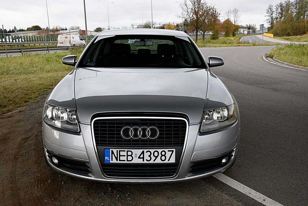 Audi A6, 2.4 benzyna, 2004 rok. Ładna, godna uwagi.