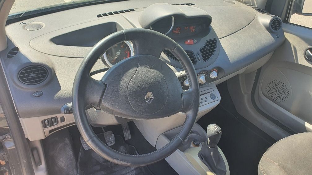 Renault Twingo II