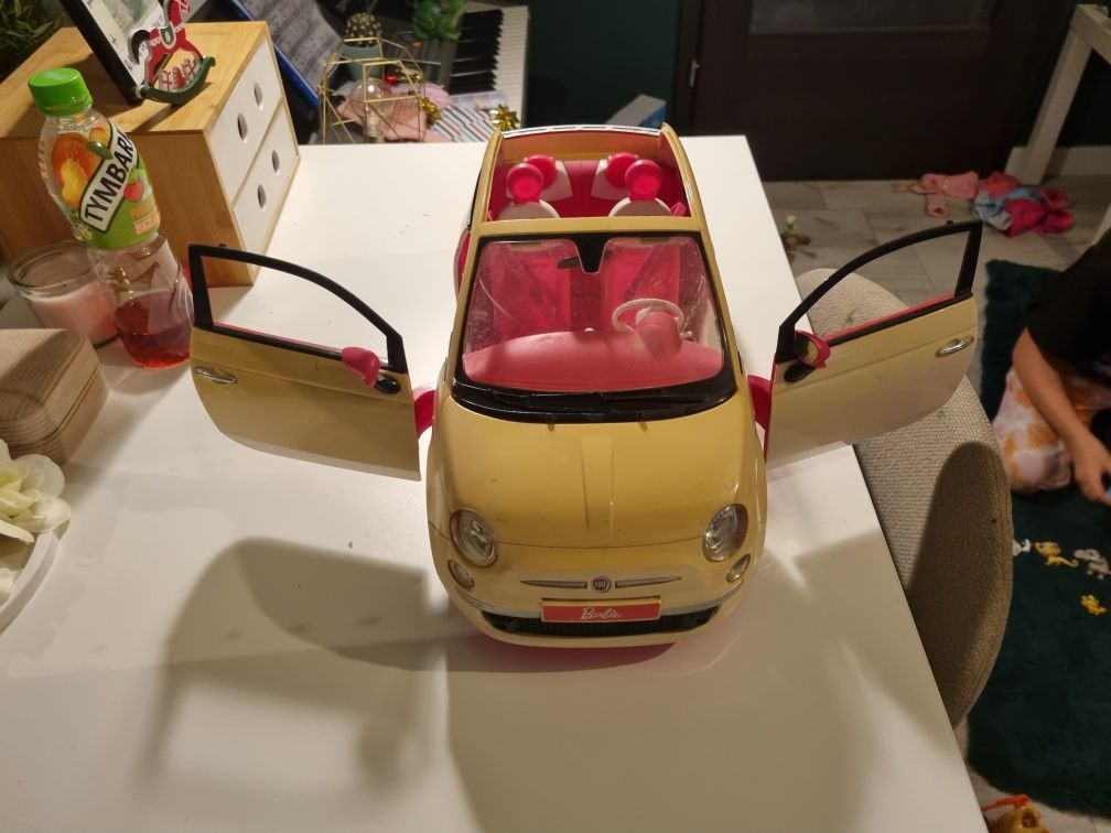 Samochód barbie fiat 500