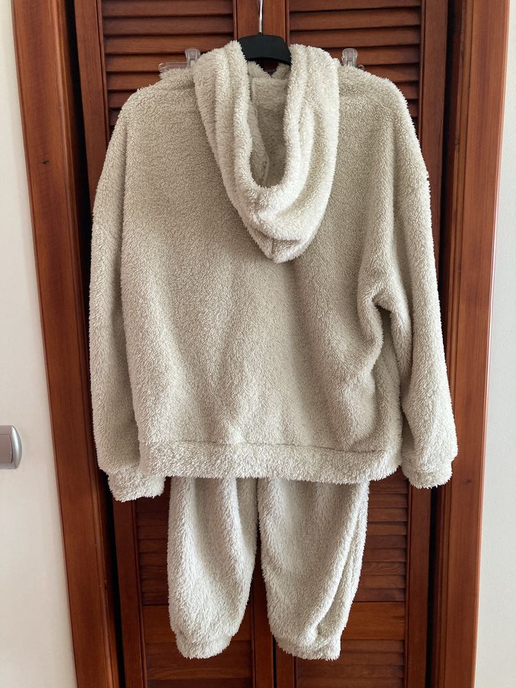 Shein sheinside dres pluszowy z kapturem 40 L