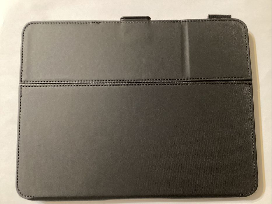 Etui Ipad 11’ Ipad Pro 11’ Speck nowe opis na zdjeciach.