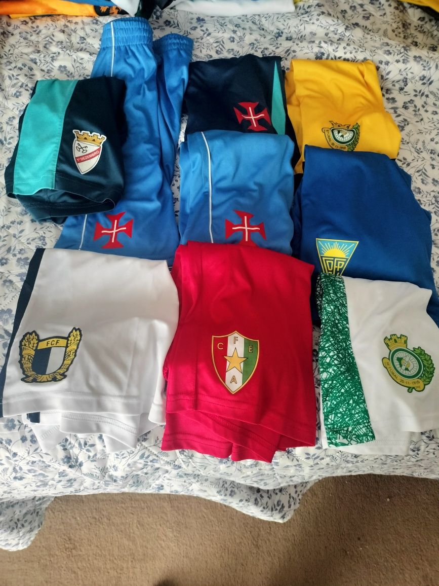 Vendo calções desportivos marcas originais