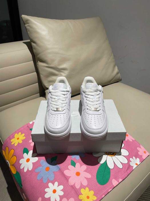 Buty Trampk Nike Air Force 1 Low '07 White R. 36