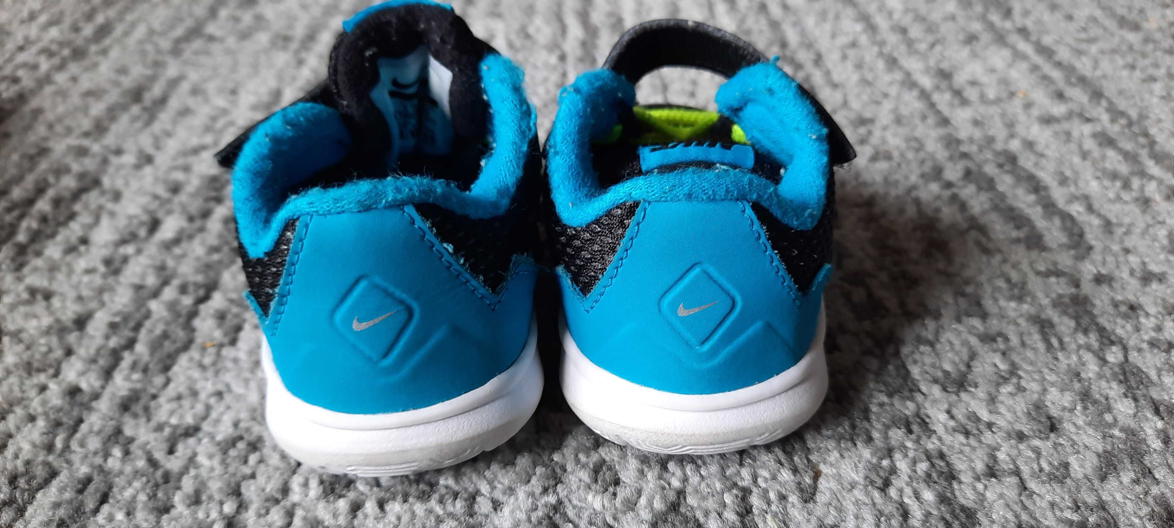 Nike Performance REVOLUTION 5 UNISEX 17 dla niemowlaka