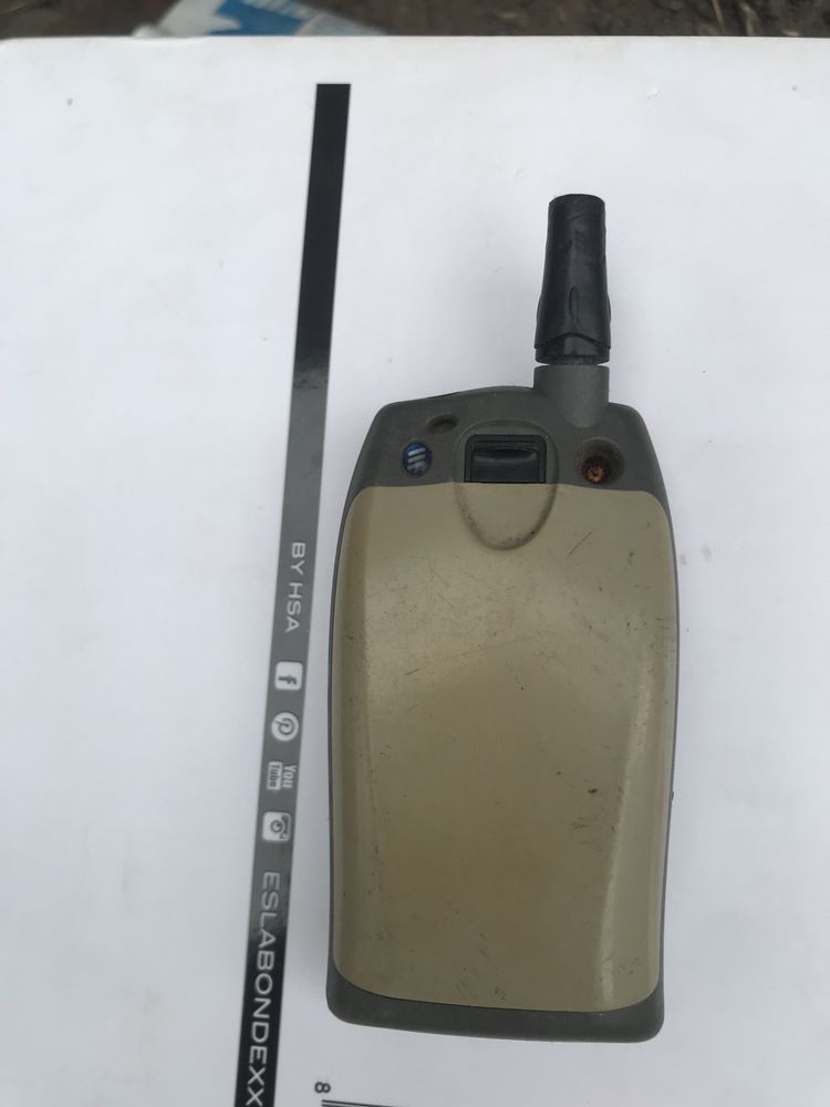 Продам Ericsson T28s +подарок