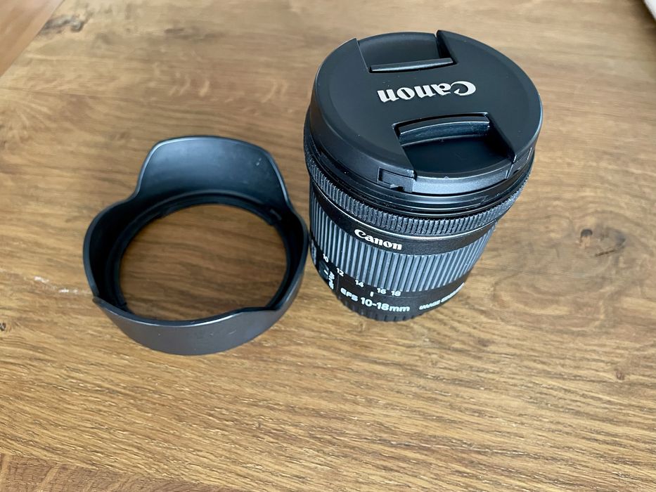 Canon EF-S 10-18 f4.5 -5.6 IS STM