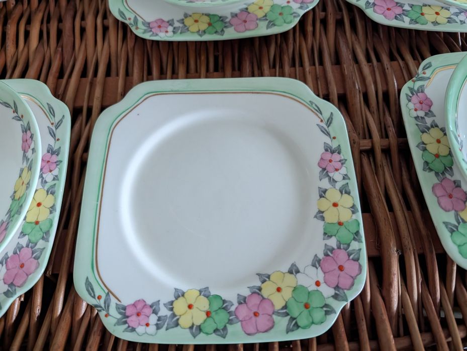 Zestaw filiżanek Bell