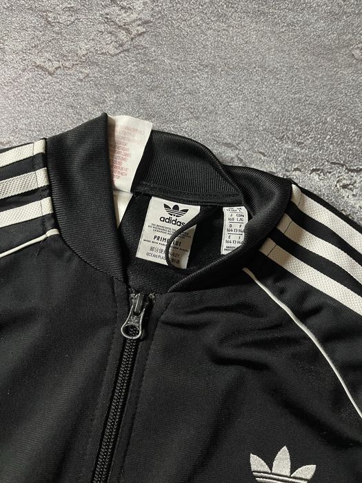 олимпийка adidas essentials y2k