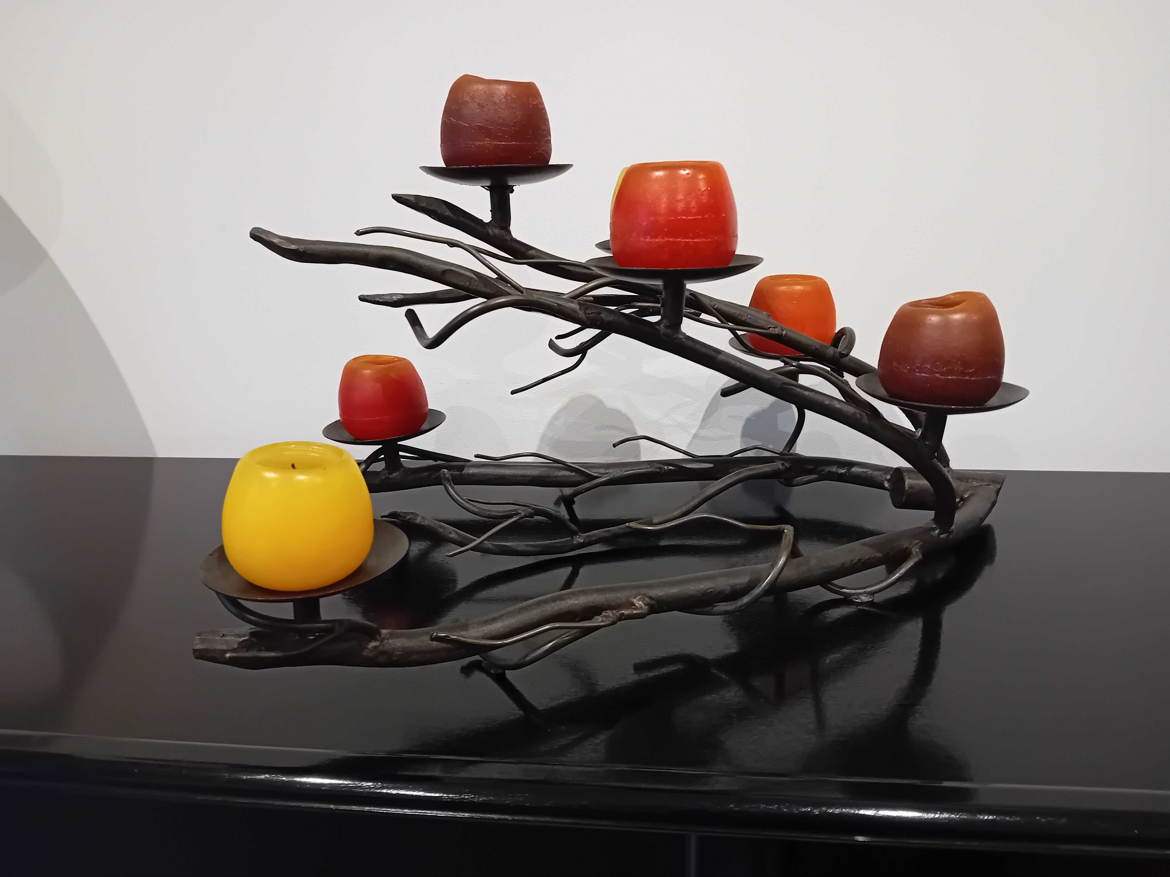Suporte para velas em ferro para decoração de mesa ou movel