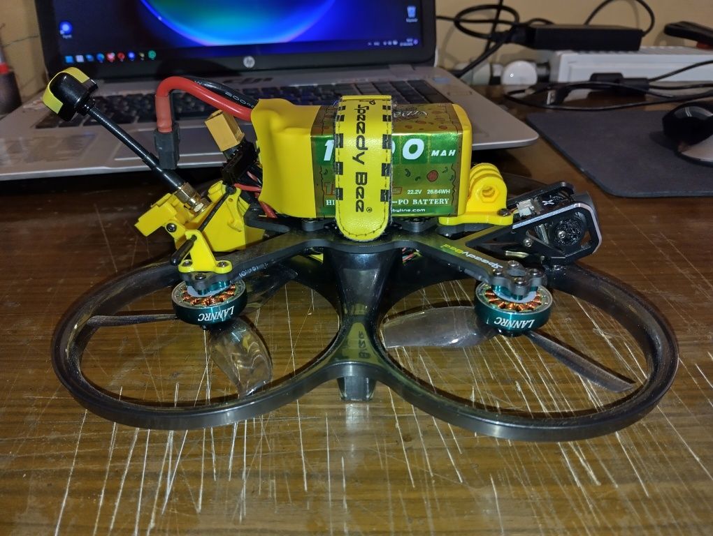 ФПВ Speedybee Bee 35 на аналогу