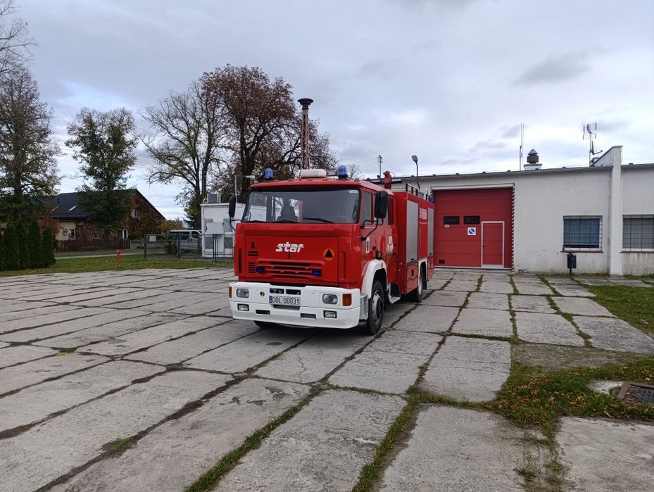 Pożarniczy GBA STAR 1142