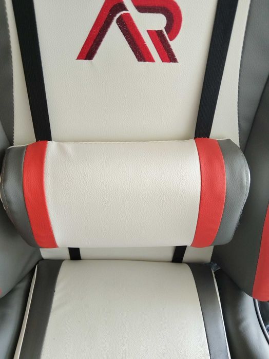 Fotel gamingowy biurowy