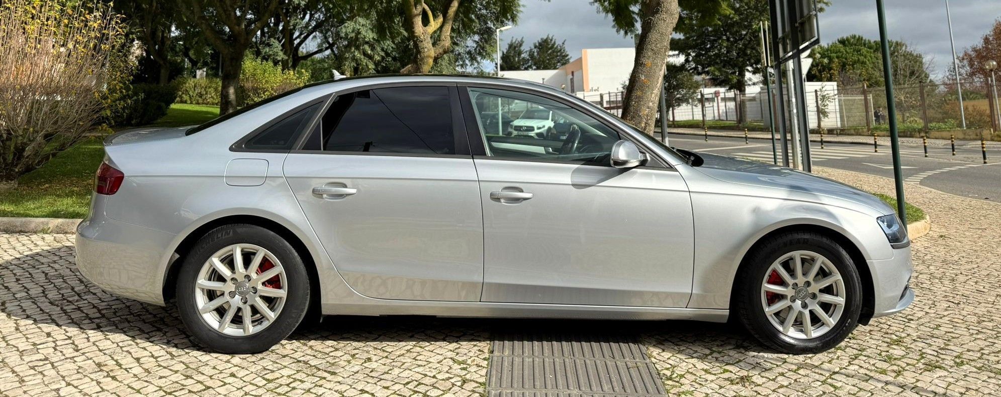 Audi A4 2.0 TDI exclusive