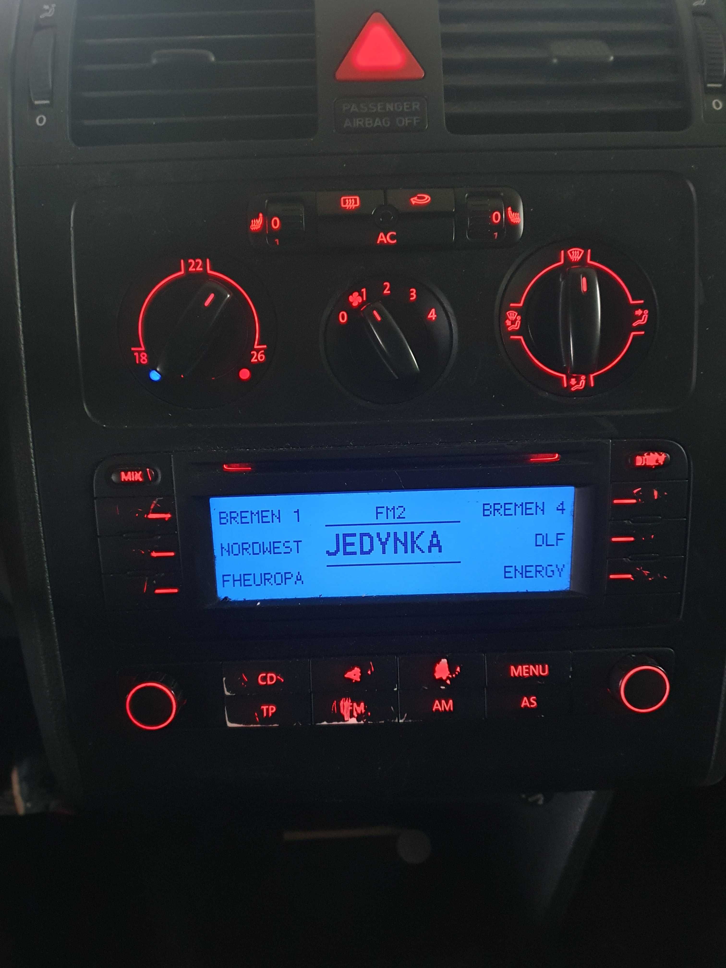 Radio oryginalne 2 din Vw Touran 04 rok sprawne