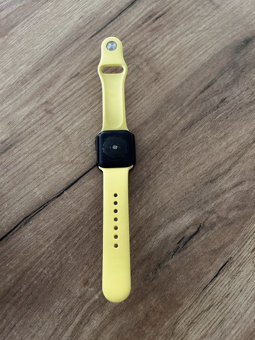 Zegarek Apple Watch SE 2 40mm