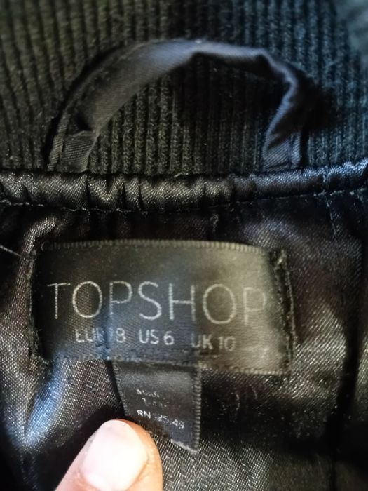 Бомпер курточка для жінок розмір М