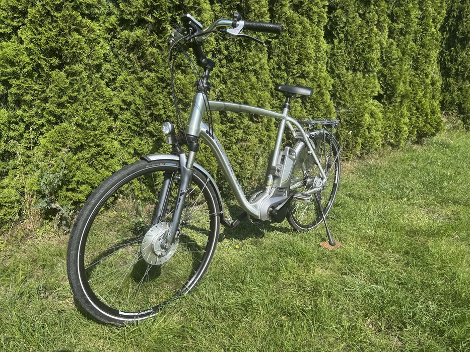Sprzedam rower elektryczny marki flyer.