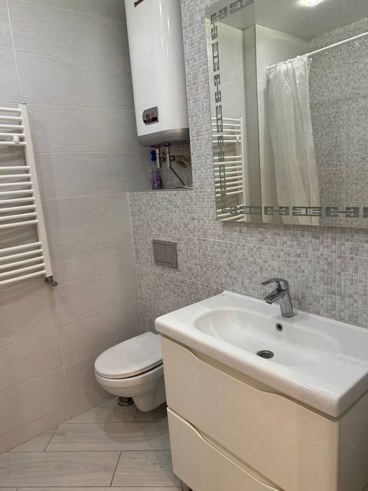 Сдам 1комн квартиру м. Дворец Спорта в новострое