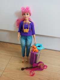 Lalka Barbie z walizką