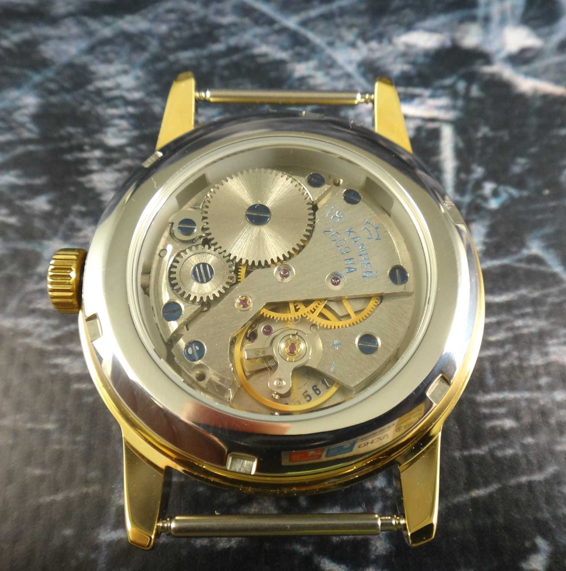 Часы Ракета Коперник винтажные механические Обслужены часовым