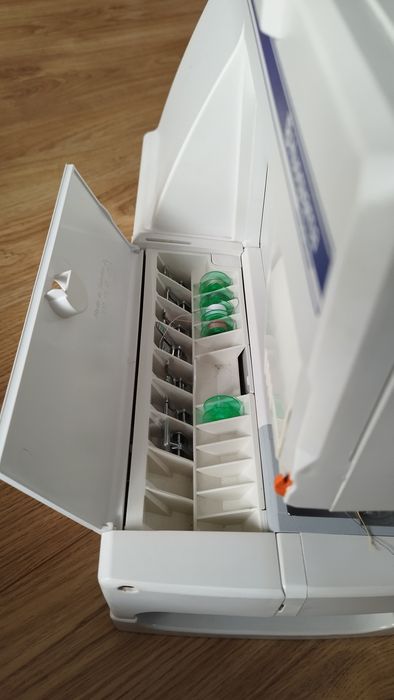 Maszyna do szycia Husqvarna Viking 320