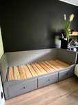 Hemnes szary lozko ikea leżanka sofa Dowoz transport materace