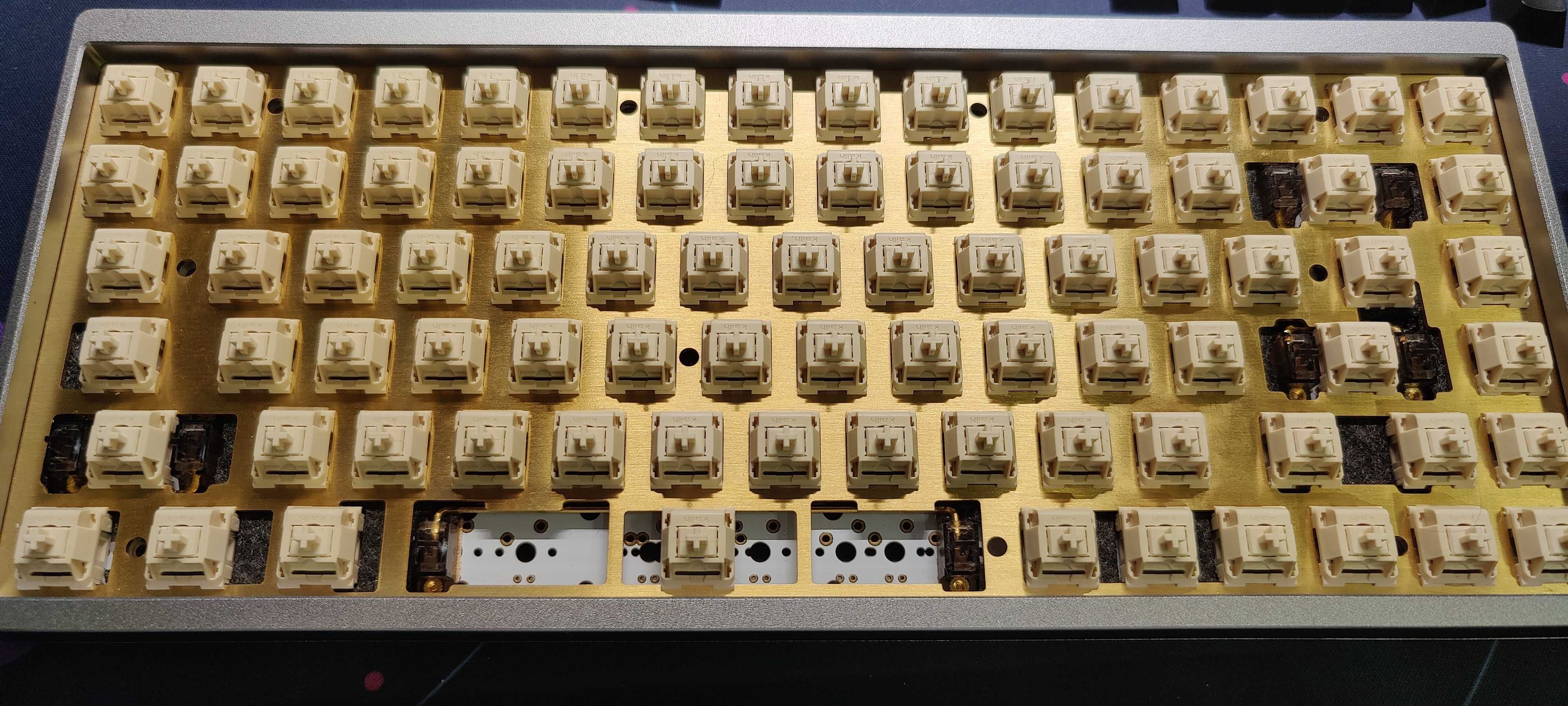 KBD75 V2 75%, NovelKeys Cream