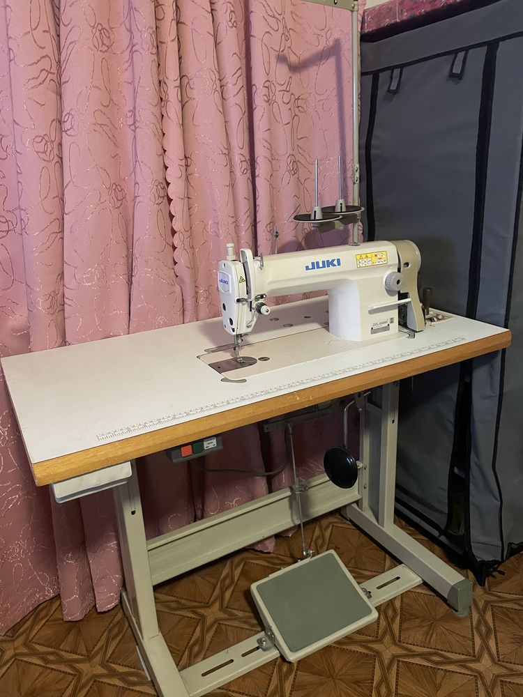 Машинка швейна Juki промислова