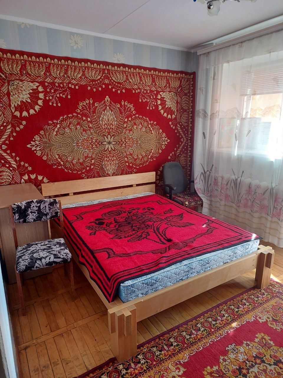 Оренда 2х кімнатної квартири у Дніпровському р-ні (Лобановского 30)