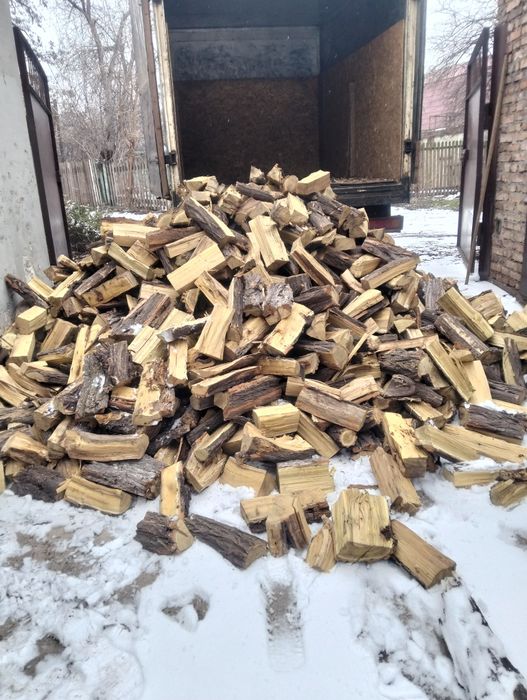 Дрова колотые сухие, есть фруктовые