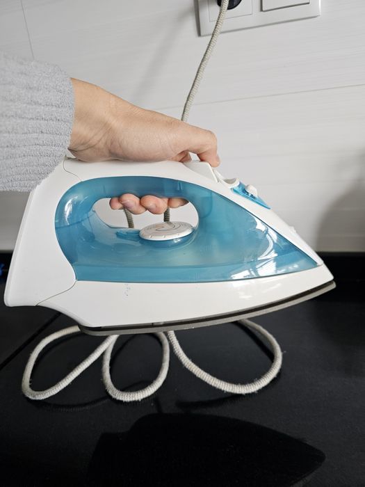 Ferro de engomar a vapor Tefal Prima 15