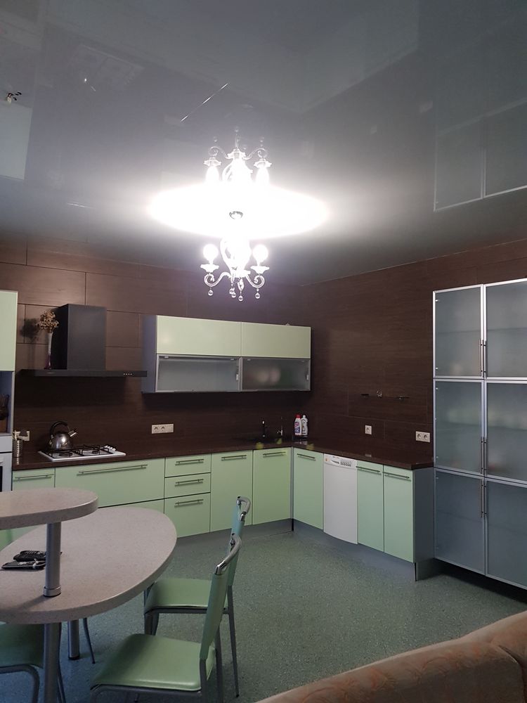 Продам 3 х комн. квартиру 100м2  на Победе-6 в Созидателе ( М. Судца7)