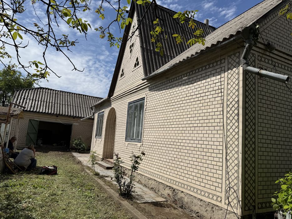 Продається будинок з 3-ома видами опалення Бершадь