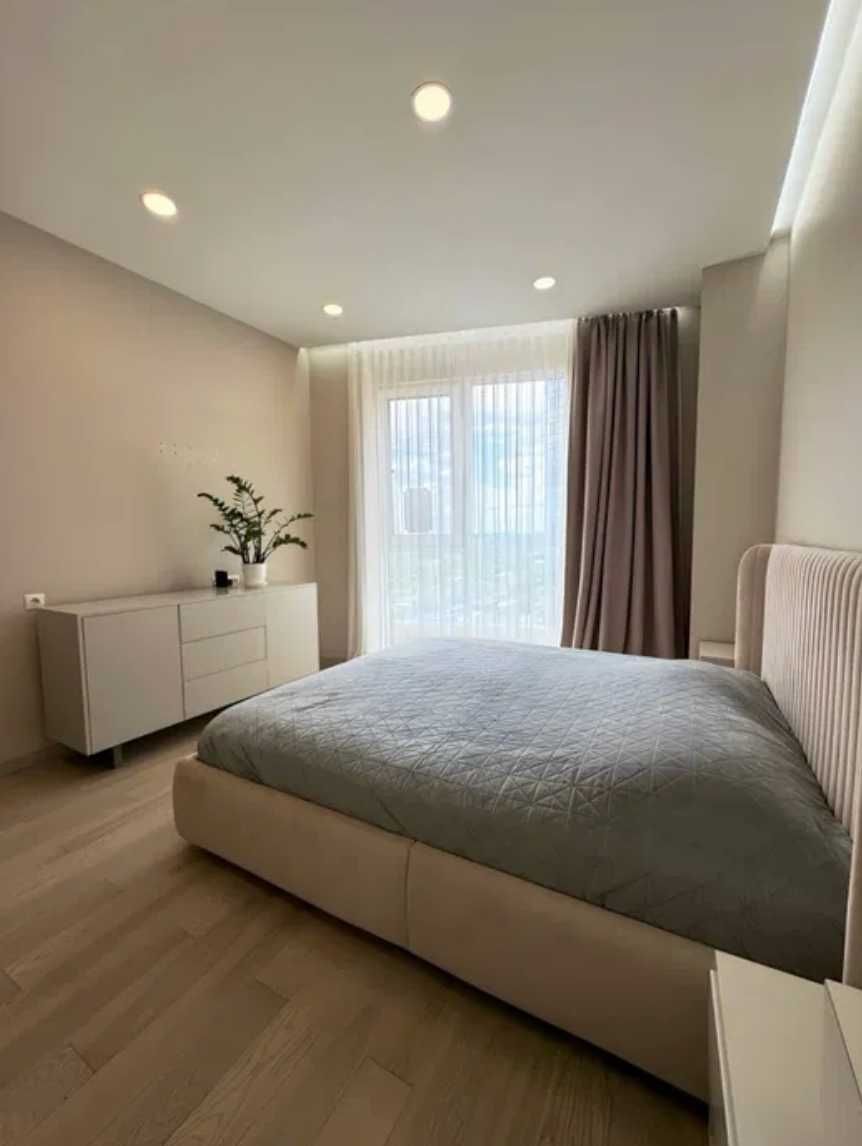 Продам 4х кімнатну квартиру ЖК Панорама Парк Шевченко Вигідно 1320$/м2