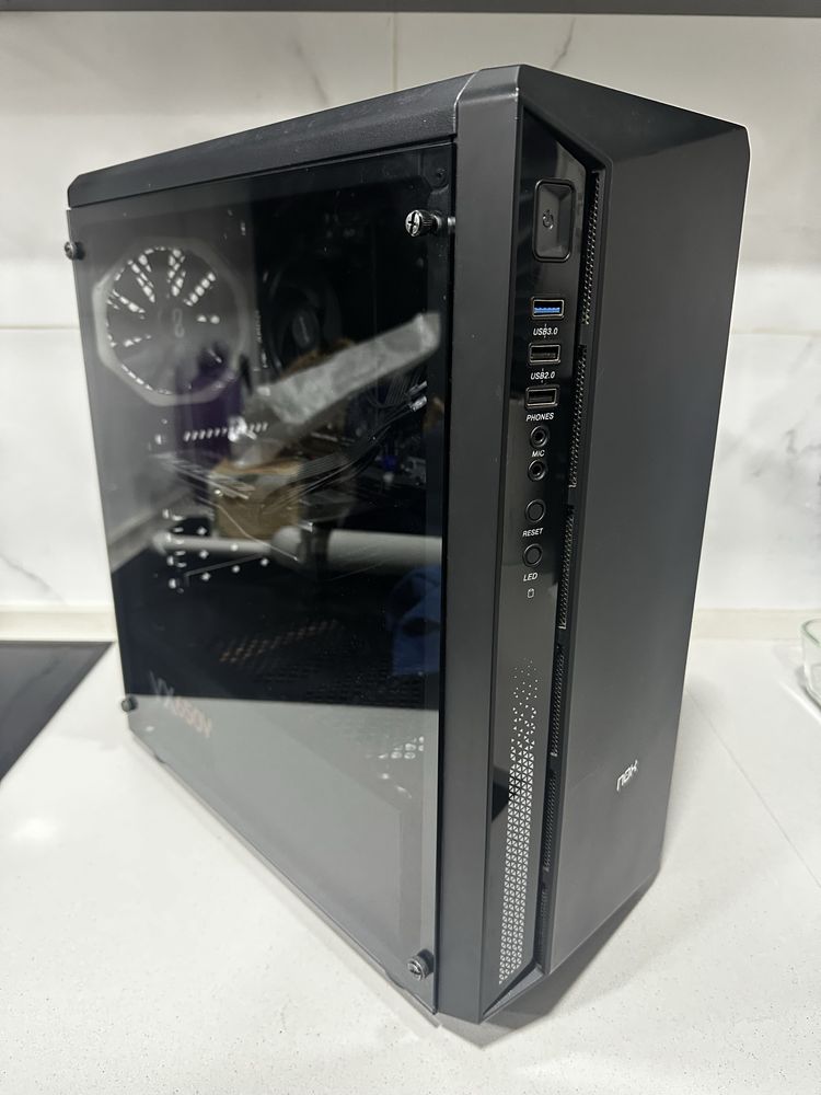 Torre computador NOX (impecável)