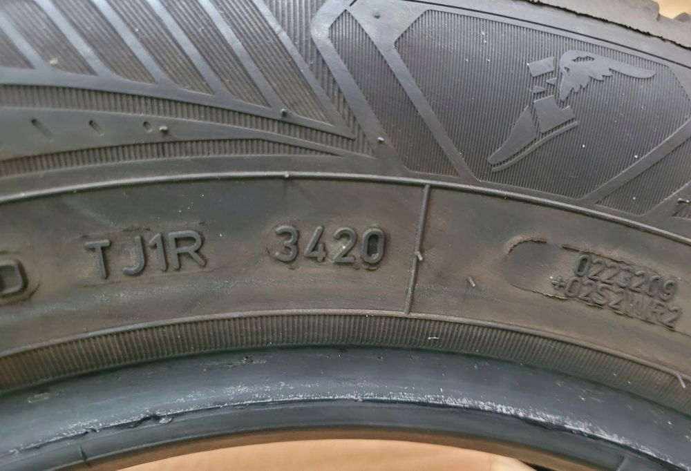 opona goodyear vector 4seasons gen-3 185/65r15 92 t 6.5mm bieżnik