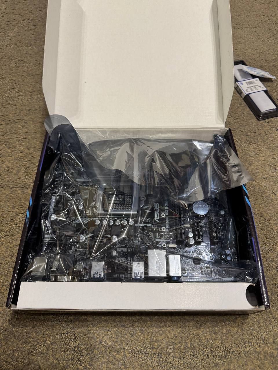Материнка ASUS b250m-k