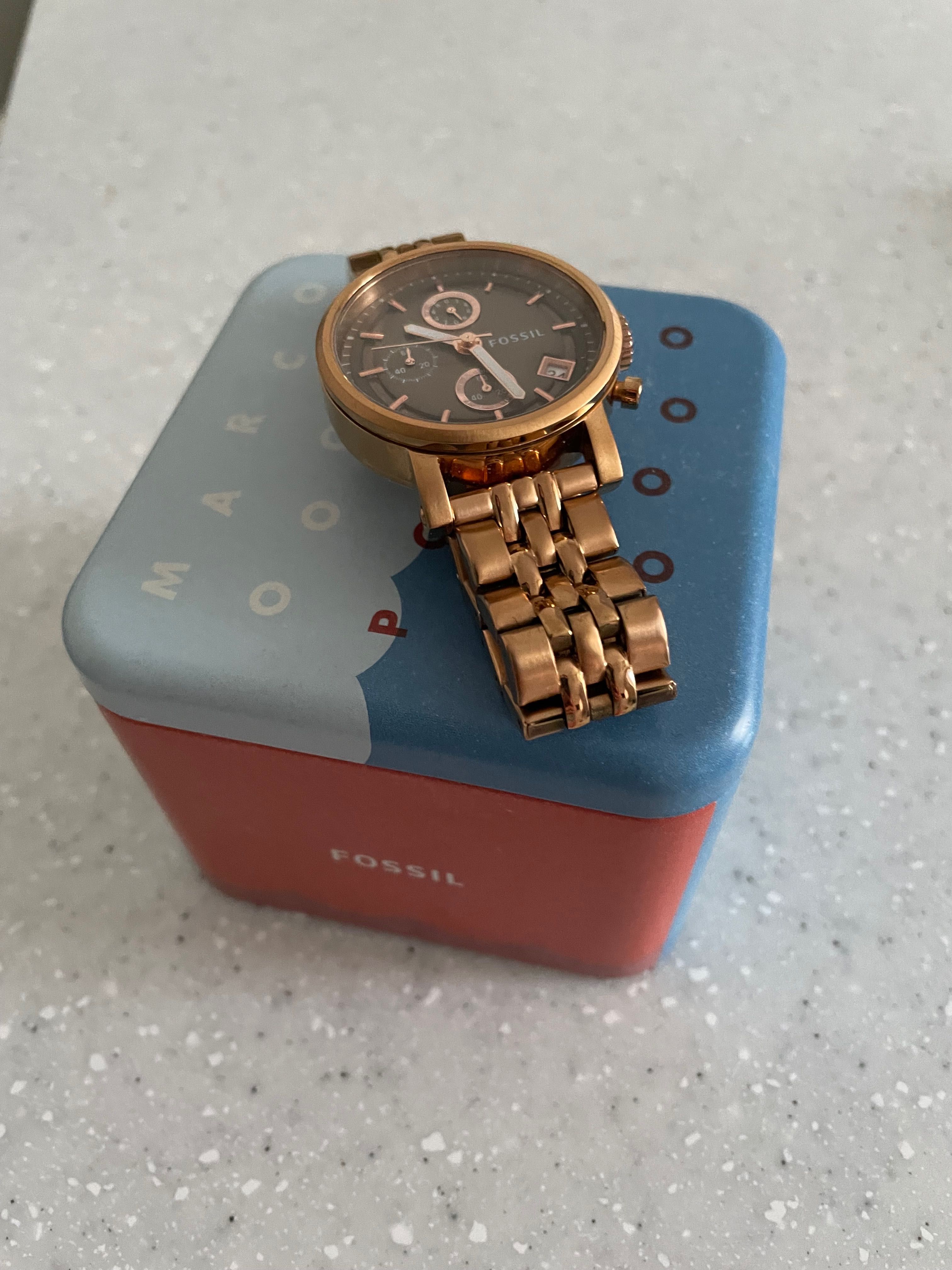 Металевий годинник Fossil