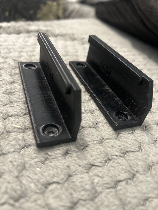 Uchwyt naścienny do Playstation 4 Slim PS4