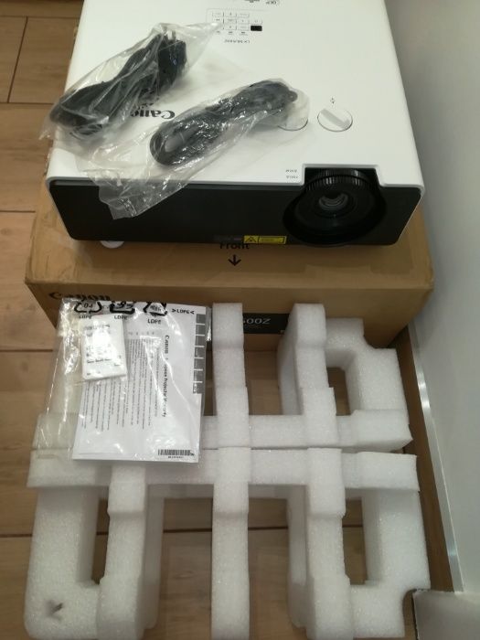 Projektor Laserowy Canon Lx-Mu500z- Nowy