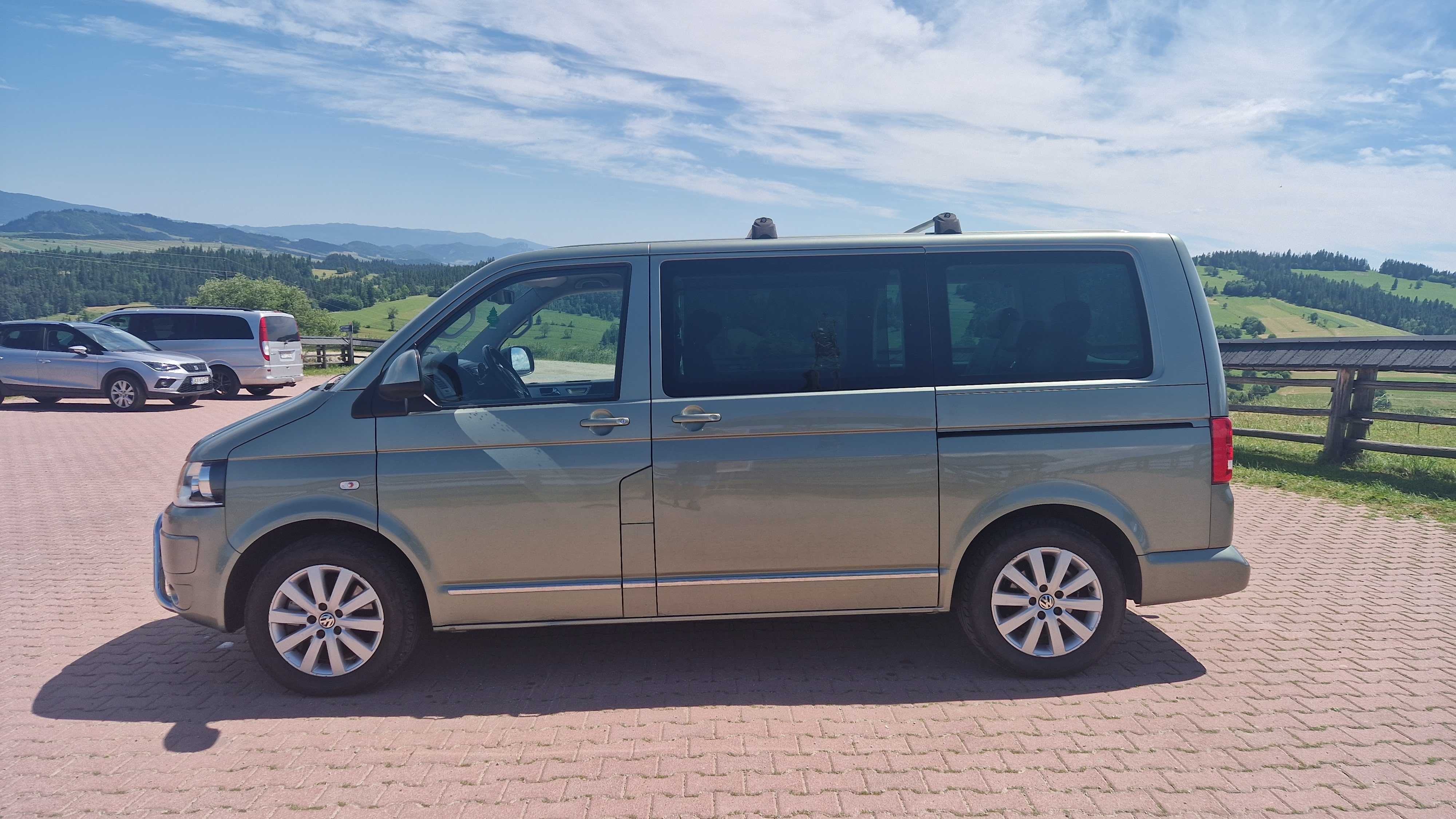 Vw Multivan HIGHLINE T5 2.0 BiTDI DSG od osoby prywatnej po remoncie