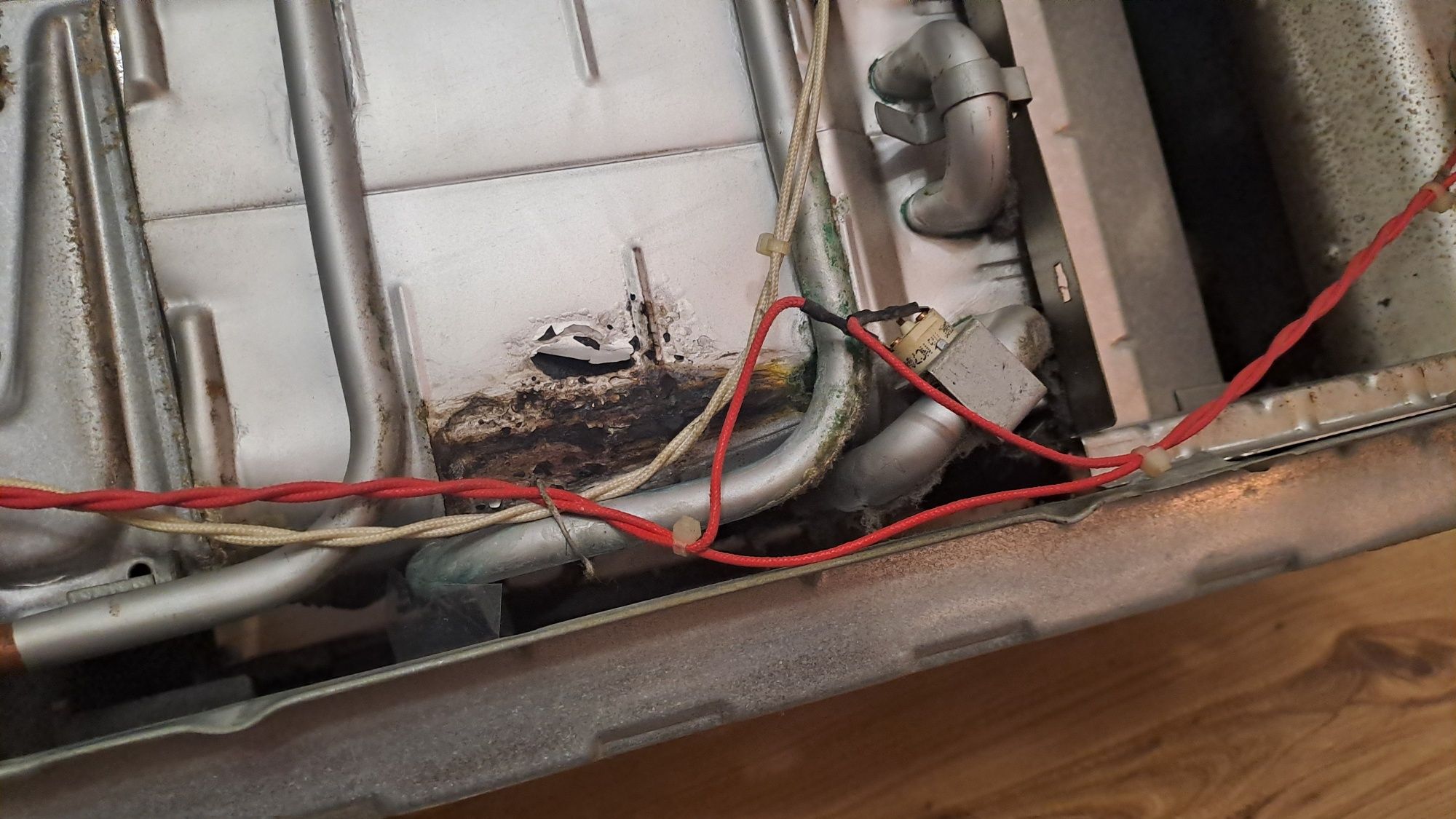 Piecyk gazowy Vaillant Tanio Lekko uszkodzony