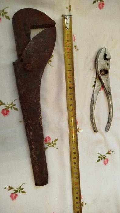 Stary klucz nastawny do rur żabka z prl stan dobry