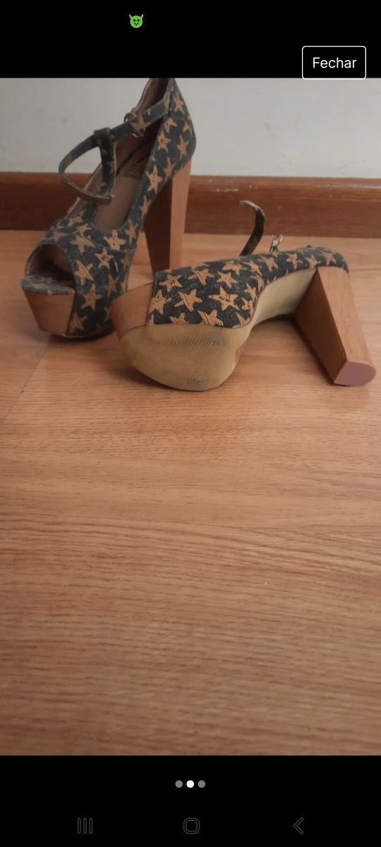 Sapatos salto alto