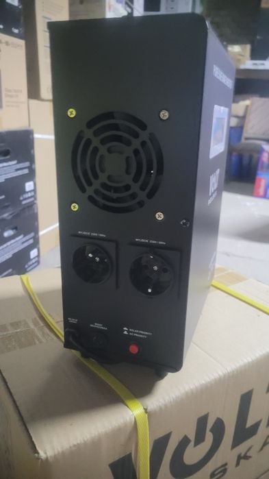 Гібридне ДБЖ/інвертор Volt Polska SINUS PRO 1000W (3SP100012W)